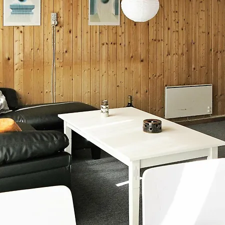 4 Person Holiday In Thisted *